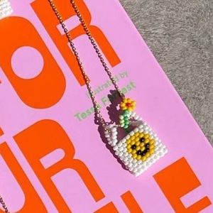 Smiley bag necklace